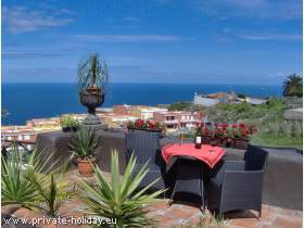 Ferienwohnung mit möbliertem Balkon und Meerblick auf Teneriffa