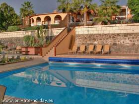 Luxus-Ferienhaus auf Finca mit Pool